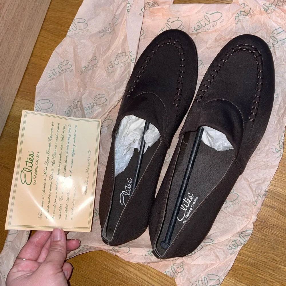 Shoes - Picture 8 of 10